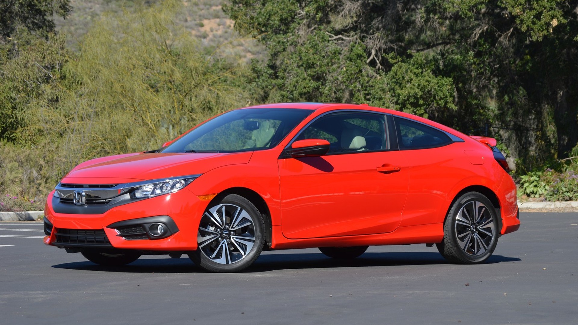 First Drive: 2016 Honda Civic Coupe [Video]