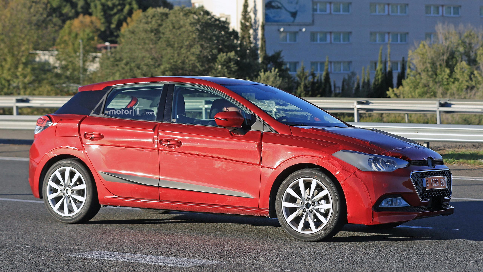 2017-seat-ibiza-spy-pics.jpg
