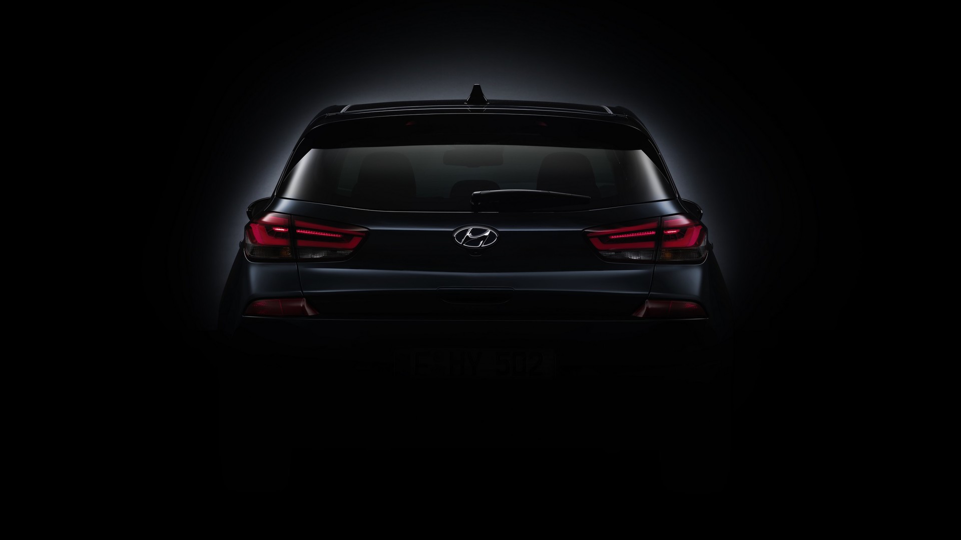 2017-hyundai-i30-teaser.jpg
