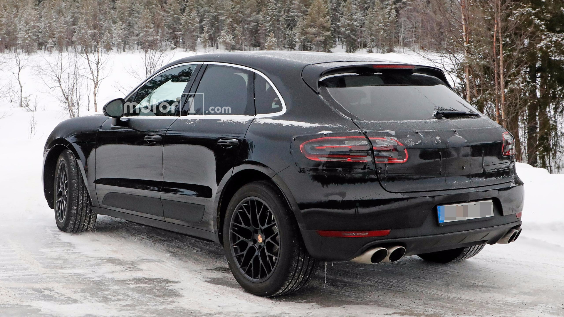 porsche-macan-refresh-spy-pics.jpg
