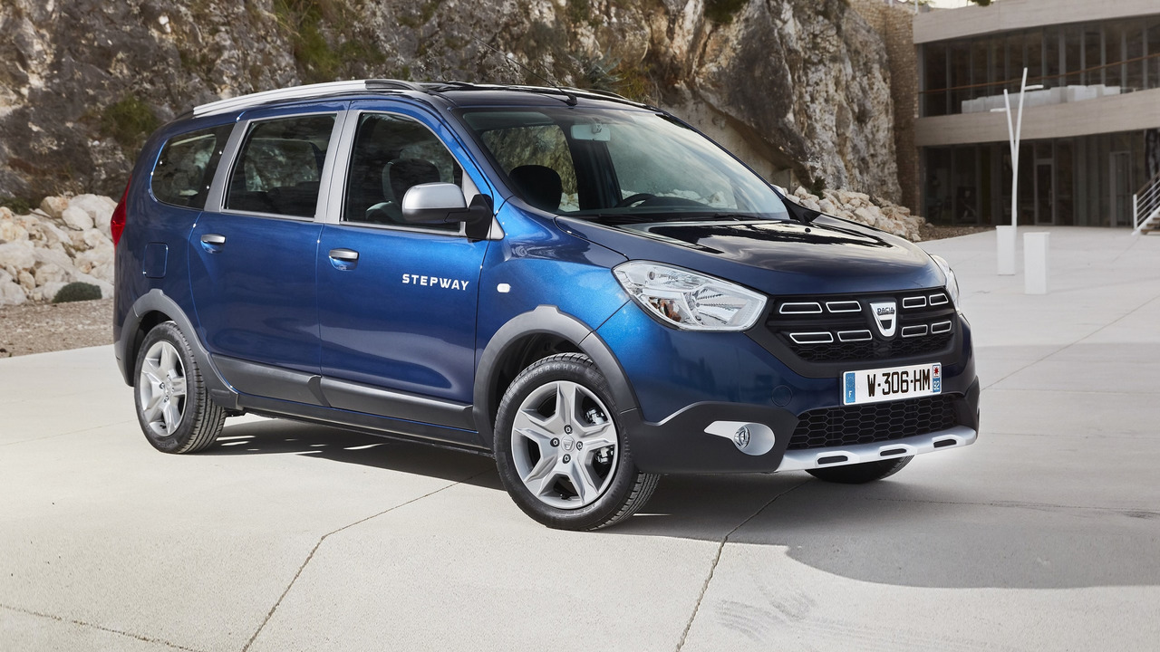 2017-dacia-lodgy-facelift.jpg