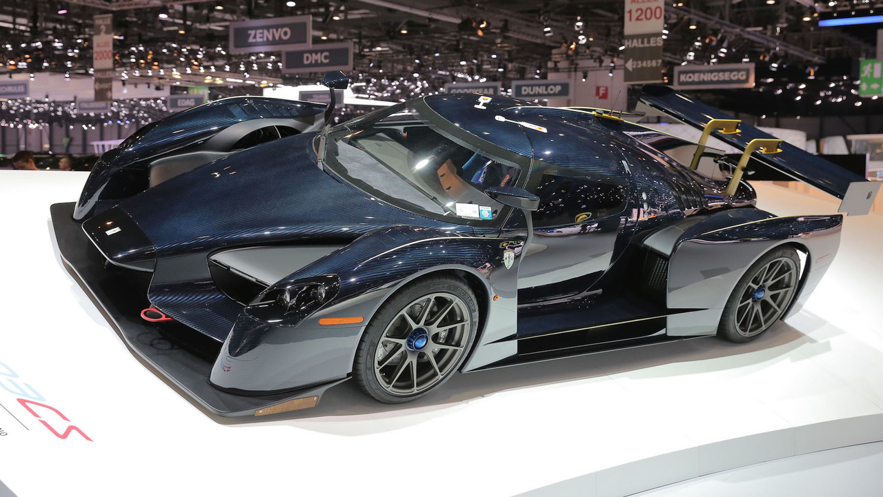 2017 SCG 003S